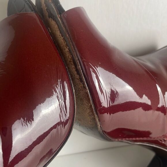 Pour La Victoire Lea Dark Cherry Patent Leather Curved Heel Ankle Bootie Sandal - Picture 10 of 14